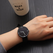 Load image into Gallery viewer, Fashion Cute Children Watches Students Pure Color Child Quartz Wrist Watch Clock Gifts For Girls Boys Black relogio infantil