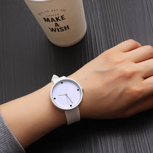Load image into Gallery viewer, Fashion Cute Children Watches Students Pure Color Child Quartz Wrist Watch Clock Gifts For Girls Boys Black relogio infantil